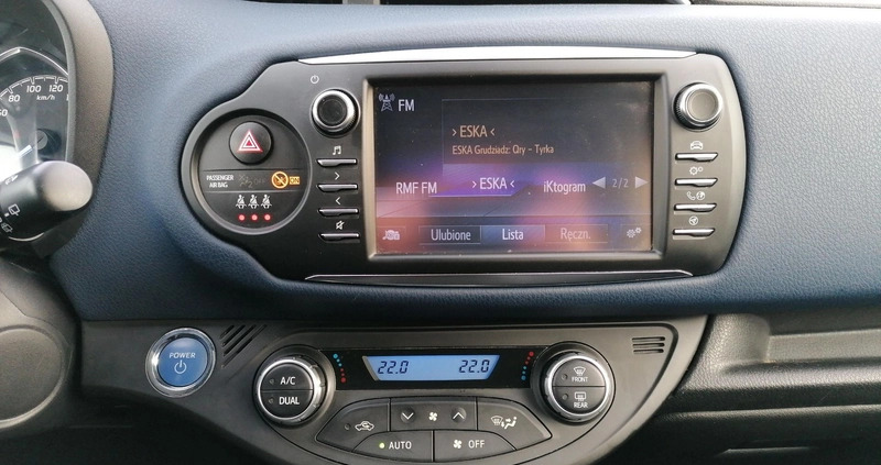 Toyota Yaris cena 67900 przebieg: 82231, rok produkcji 2017 z Grudziądz małe 232